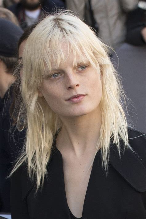 Посмотрите твиты по теме «#intersexuell» в твиттере. Model Hanne Gaby Odiele: Ich bin stolz transsexuell zu ...