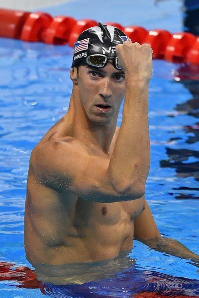 He is the most successful olympian of all time, with a total of michael is the son of deborah sue (davisson) and michael fred phelps. MICHAEL PHELPS Biografía - Tops de Deportistas mas ...