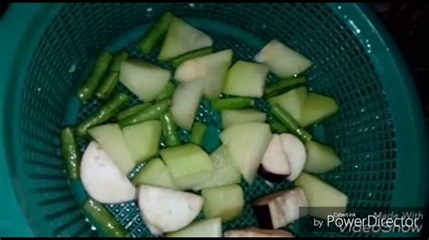 Dimsum merupakan makanan khas tiongkok yang banyak diminati di indonesia. Cara Membuat Sayur Asem & Perkedel Sederhana - YouTube