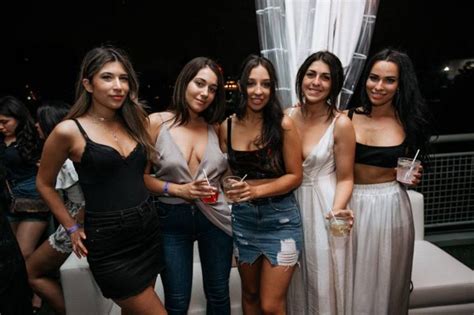 Though there are plenty of places to meet people in dallas, the bar scene is still the top spot for singles to mingle. Best Places To Meet Girls In Montreal & Dating Guide ...