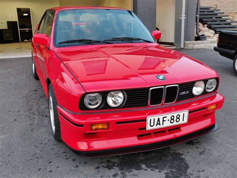 11:11german classic from the 70 s. Designed for your pleasure: Gorgeous BMW M3 Sport ...