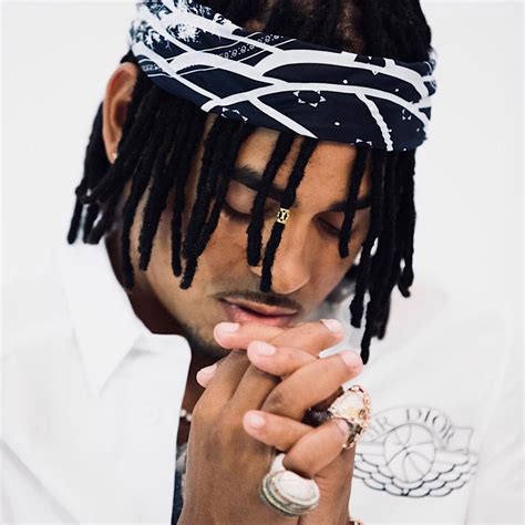 Del mar es una canción interpretada por ozuna, con doja cat & sia, publicada en el álbum enoc en el año 2020. Premier: Ozuna Performs New Song "Del Mar" Live in Virtual ...