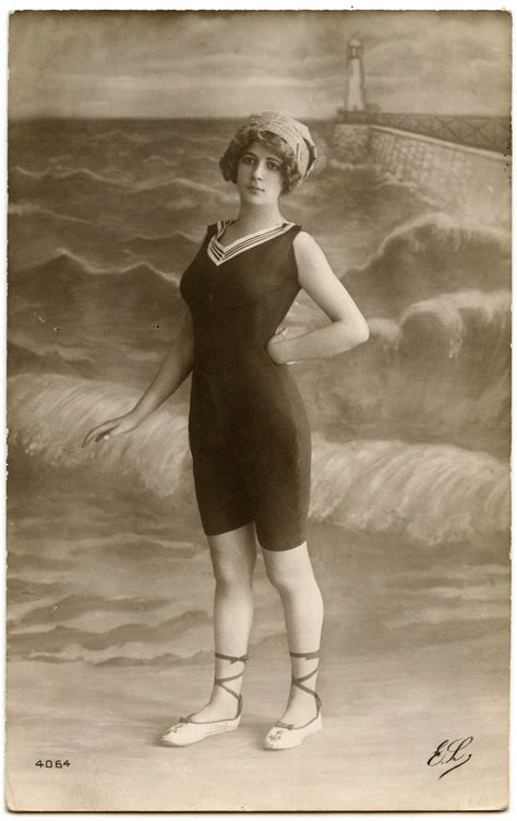 Here is an interesting collection of vintage pictures that show cool girls in male clothing. Vintage Bathing Suit Photo - Cute Lady! - The Graphics Fairy