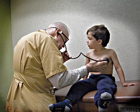 Самые новые твиты от medical boy (@medicalboy28): Doctor Visit | 2011: I took my son to visit his doctor ...