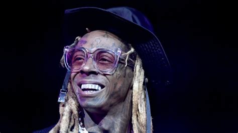 Lil wayne wuchs in armen verhältnissen in new orleans auf. Dies sind die berühmten Frauen, mit denen Lil Wayne ...