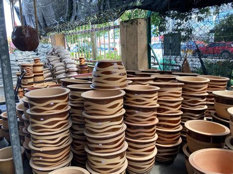 Nak jadikan cerita, iday sebenarnya buat suprise dekat mak. Kedai Pokok Bunga Murah di Banting, Selangor - Azwar Syuhada