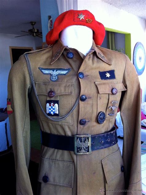 El resto del uniforme sería combinado con pantalón y medias blancas (o pantalón azul, en función del rival). Uniforme division azul - Vendido en Venta Directa - 46966049