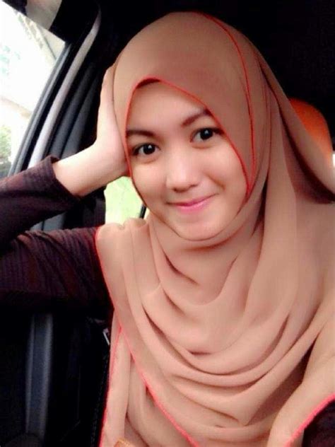 Cantik menawan pesona salmafina sunan ketika berhijab syar. Kumpulan Foto Cewek Cantik Berjilbab Terbaru 2017 | Triviaries