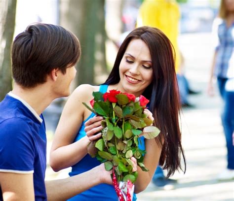 Now, it's time to share with you the best knock knock jokes for girlfriends. 10 Best Knock Knock Jokes for Girlfriends