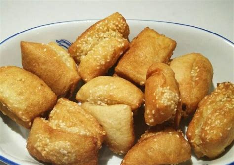 Resep bolang baling si kue bantal jajanan khas semarang resep bolang baling si kue bantal. Resep Bolang Baling Semarang / Bolang Baling Pak Sutrisno ...