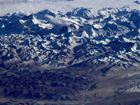 Astronauts on board the international space station used their vantage point. Mount Everest Doesn't Look All That Big When You See It From Space - The Atlantic