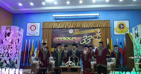 Syarat dalam mengurus perubahan data yang dilakukan akibat terjadinya pindah kerja, antara lain: Jurnalcikguanis: GRADUASI 2019 - MRSM Kuantan