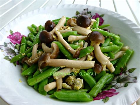 Kacang polong, buncis, labu, tomat. Tumis kacang buncis & cendawan shimeji | Vegetable dishes ...