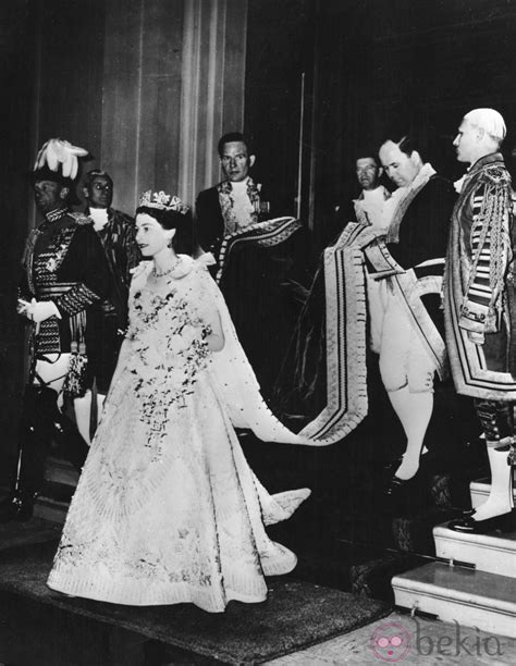 Isabel ii es ya la monarca que más tiempo ha reinado en la historia británica: misrealesopiniones: Isabel II de Inglaterra, la Reina