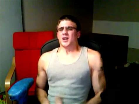 Neueste wöchentlicher top monatlich top meistgesehene bestbewertet höchste kürzeste. Hot muscled nerd jerking off - XNXX.COM