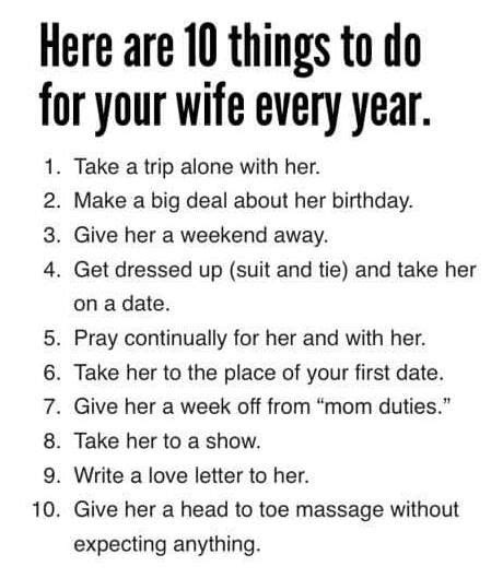 You don't need to be a poet to come up with cute messages to send to your girlfriend. Honestly, just do number 5. And everything else will fall ...