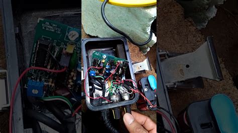 My buddy owns the older pi and my pi sees a few inches deeper than his my take on the pi pro which is my absolute favorite detector i have ever owned, its light, well balanced, stable as. Fixed White's Surf Pi metal detector - YouTube