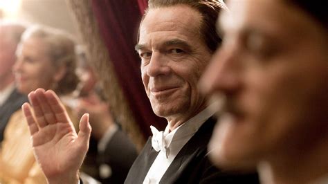 20:15 uhr, das erste, heute stirbt hier kainer, tragikomödie. Martin Wuttke - Stars von A bis Z | programm.ARD.de