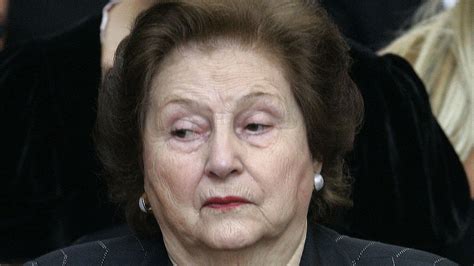 María lucía hiriart rodríguez known as lucía hiriart de pinochet, is the widow of former chilean dictator augusto pinochet. Lucía Hiriart sufrió accidente casero y fue internada en ...