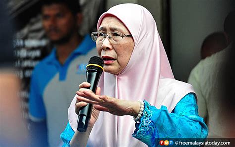 Wan azizah sebelum ini juga pernah dipilih sebagai ahli parlimen permatang pauh dari 1999 hingga 2008 dan merupakan ketua pembangkang di dewan rakyat dari mac 2008 hingga 31 julai 2008, dan. Wan Azizah ingatkan penjawat awam tak sabotaj kerajaan ...