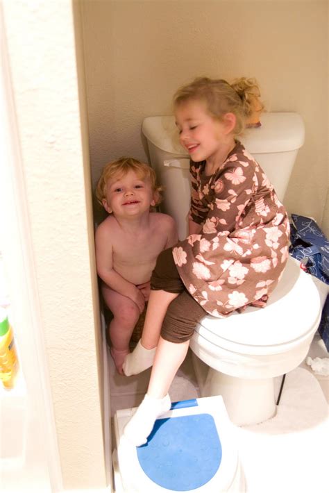 Toddler potty training is never a breeze, so using diapers at night is always recommended while the subject of potty training was not that i was particularly enthusiastic. It's Anna's world...: Potty training.