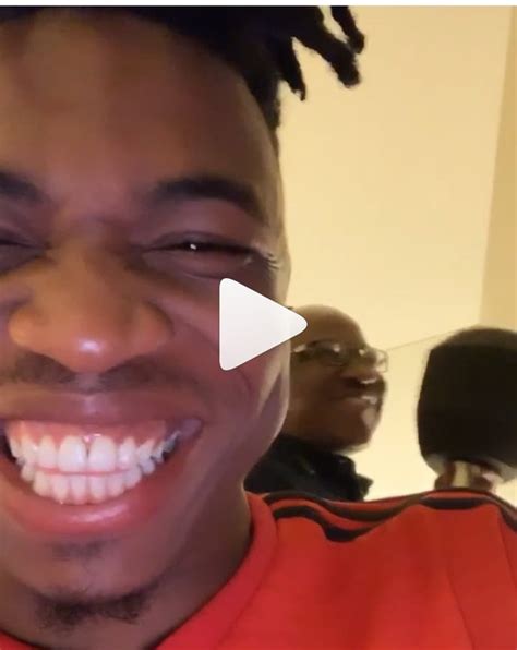Dmw singer, mayorkun meets his father as mayorkun and not mayowa after 2 years. Mayorkun Recorded Fun Video With Dad As He Sing To ...