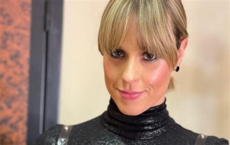 Home › athletes › federica pellegrini. Federica Pellegrini in vista delle Olimpiadi si allena con ...