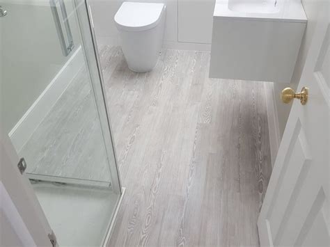 Our network of amtico retailers will help you create your dream floor. Bathroom & Bedroom | Amtico flooring kitchen, Amtico ...