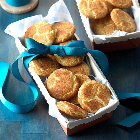 As soon as i saw this recipe for a bar that resembles a cinnamon sugar cookie, i was sold. Cinnamon Sugar Crackle Cookies Recipe | Taste of Home