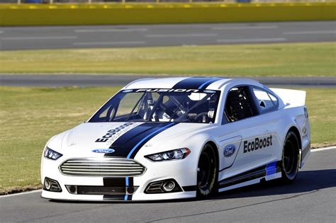 The nascar season is a long and winding road held on 23 racetracks across america. Ford Fusion NASCAR 2013 | Best Cars Collections