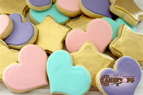 3 wonder woman logo 3 wonder woman 3 wonder woman designed heart 3 star decorated number please contact me. heart & stars sugar cookies | Cake pop decorating, Star sugar cookies, Sugar cookies