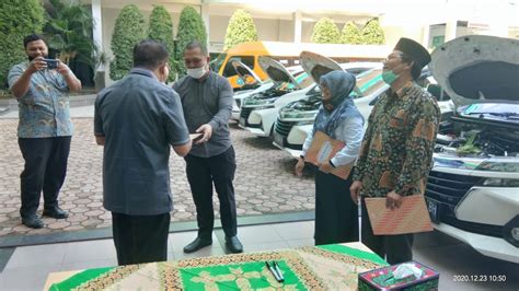 (national legal aid foundation (nlaf). Pembina Yayasan Kebangsaan Bireuen Serahkan Empat Unit ...