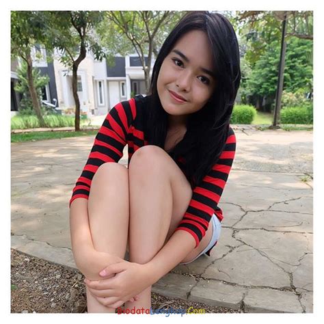 Ia memiliki nama lengkap amanda gabriella manopo lugue. Biodata Amanda Manopo Pemeran Ariel Di Mermaid In Love