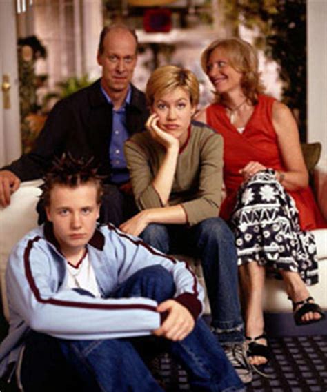 An sich hatte ich mir vorgenommen, das ding vor ihren augen zu verbrennen. Ma vie à moi - Série TV 2001 - AlloCiné