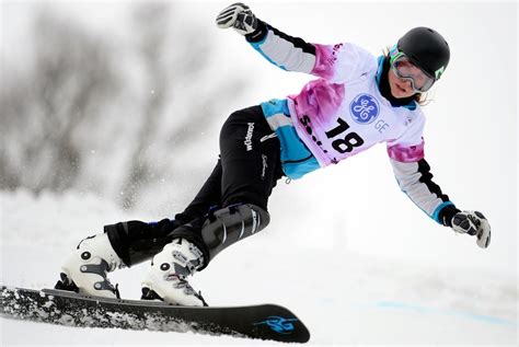 Sjezdové lyže a snowboard zůstanou pro ester ledeckou společným jmenovatelem i v příští sezoně. Skvělý úspěch! Dcera slavného muzikanta Ledecká je ...