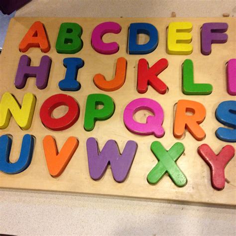 Das holzpuzzle alphabet von besttoy bietet die perfekte verbindung von effektivem lernen und spielspaß. Alphabet Puzzle | Bruce Szalwinski | Flickr