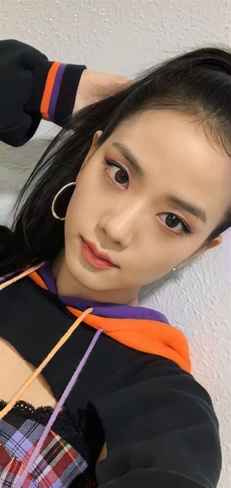 Born january 3, 1995), better known mononymously as jisoo, is a south korean singer and actress. Jisoo BlackPink Pics on Instagram @Chrst in 2021 | Black ...