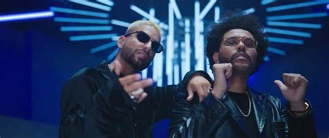 The weeknd & maluma] puede que no te haga falta na', aparentemente na' hawái de vacacione' (yeah), mis felicitacione' muy lindo en. Hawai Remix Maluma e The Weeknd - Testo e Traduzione in ...