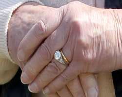Prince philip, the duke of edinburgh and husband of reigning british monarch queen elizabeth ii, has died at the age of 99. Queen Elizabeth II Birthday, Real Name, Age, Weight ...