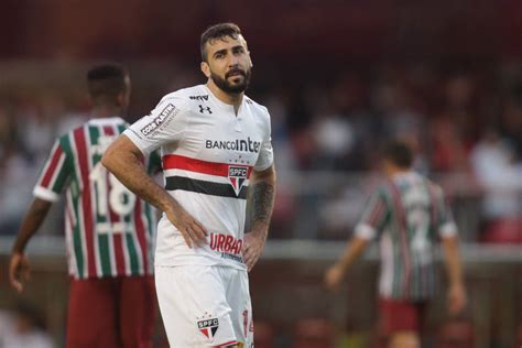 Was established in 1991 in the greek port city of piraeus. SPNet - Lucas Pratto não marca gols há dois meses no São Paulo