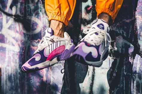 Cheelai (チライ, chirai) is formerly a soldier of the frieza force. Dragon Ball Z x adidas - Goku & Frieza | Sneakers Magazine