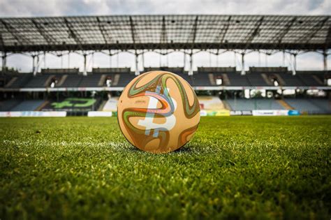 Some crypto exchanges offer more than 100x leverage, meaning you can borrow up to 99% of the cost of an investment. 5 Things You Should Know About Crypto Sports Betting ...