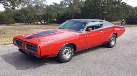 This is my 1971 dodge charger, it has a 440 with a comp cam, headers, holley dual pumper 750 carb., b&m shifter, 727 torkflight tranny, keystone classics, new flat black hood with hood scoop. 1971 Dodge Charger RT, 440-6pk, 4spd, FE5 Red for sale ...