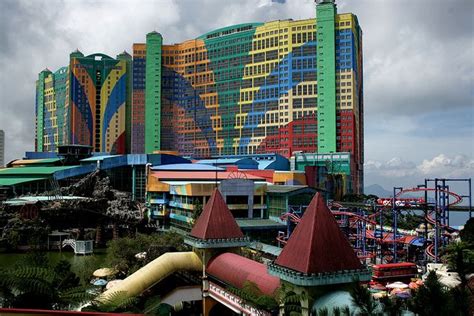 Haffiez homestay condominium genting highlands. Top 5 Theme Parks in Malaysia - | Theme park, Unusual ...