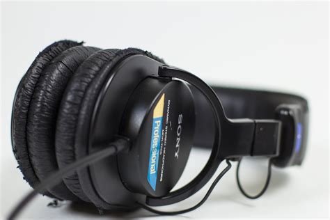 Akg headphones audiophile headphones gaming headphones best headphones. Bildet : musikk, teknologi, gammel, gadgeten, profesjonell, lyd, hodetelefoner, sony, headset ...