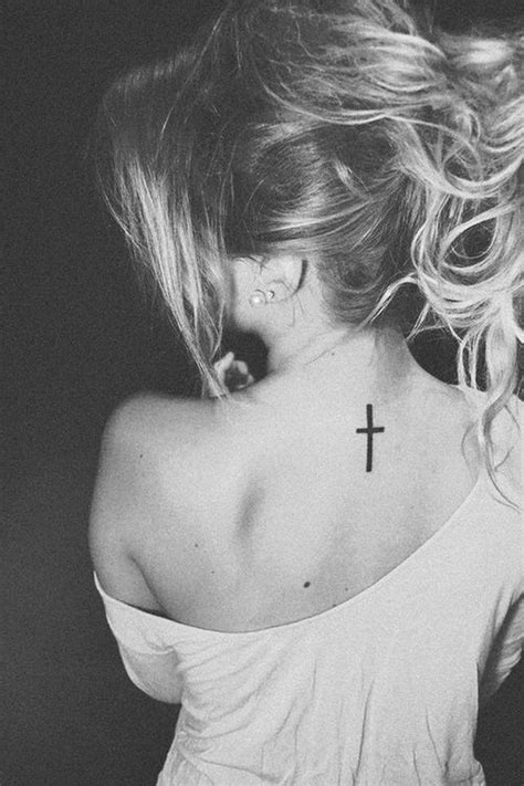 They are striking, often symbolic, and can be incorporated into a variety of designs. 55+ Attractive Back of Neck Tattoo Designs - For Creative ...