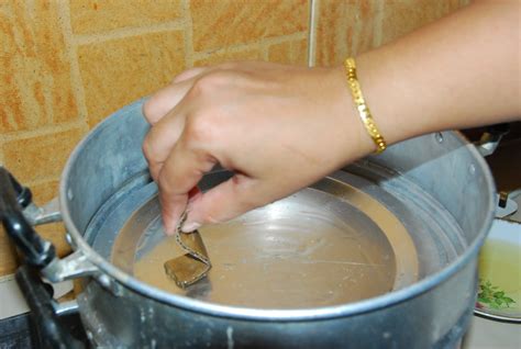 Resepi cara membuat laksam lembut | mudah, murah, senang digulung. MATDINGUNUNG.BLOGSPOT.COM: CARA-CARA NAK BUAT KUAH LAKSAM