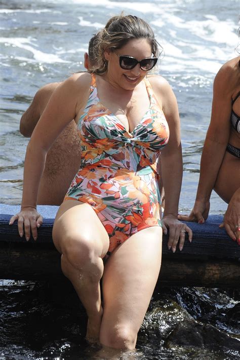 She is known for her modelling. Kelly Brook Sexy Photos - The Fappening Leaked Photos 2015 ...