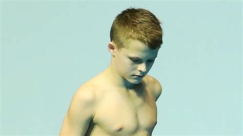 Dimitrios loundras was only ten years old when he participated in gymnastics during the 1896 summer olympics in athens tera lipinski won a gold medal at the 1998 winter olympics at the age of 15 years, 8 months, and 10 days, making her the youngest gold metal. 13-year-old European diving champion Oleksii Sereda ...