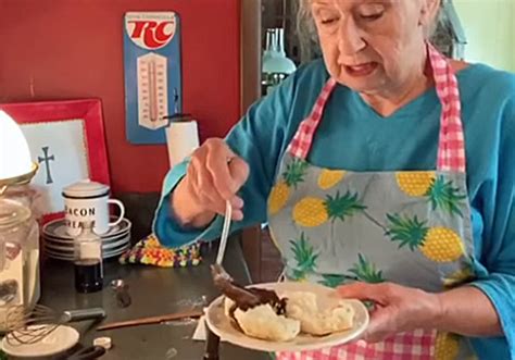 Facebook sensation and biscuit baking pro brenda gantt joins. Cooking With Brenda Gantt - With Moments Of Family, Fun ...